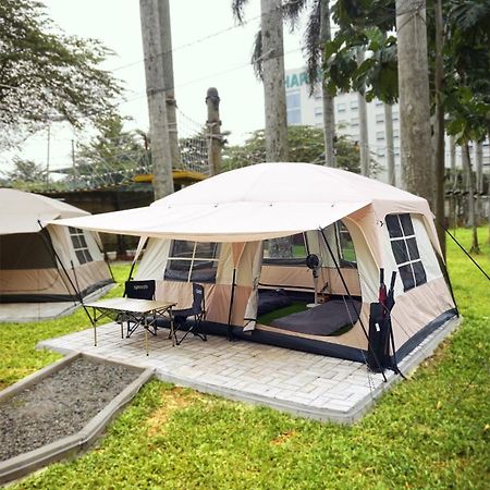 Harris Hotel Sentul City Богор Екстериор снимка