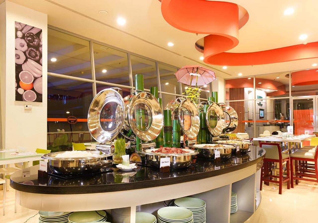 Harris Hotel Sentul City Богор Екстериор снимка