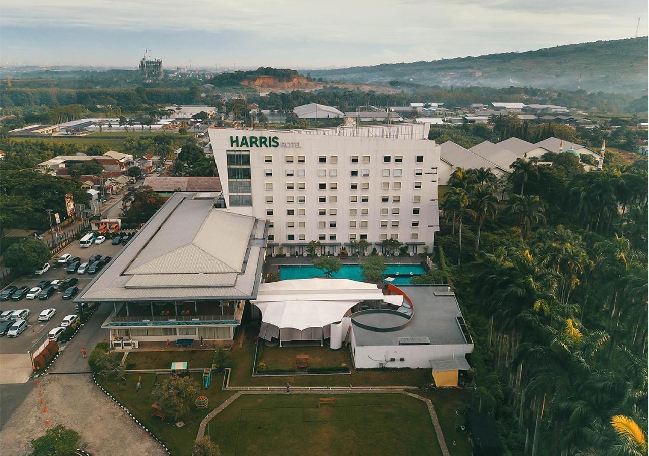 Harris Hotel Sentul City Богор Екстериор снимка