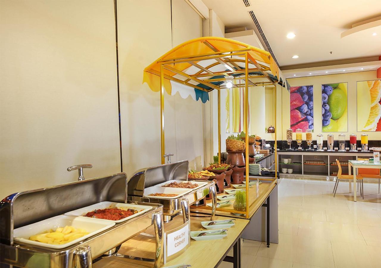Harris Hotel Sentul City Богор Екстериор снимка
