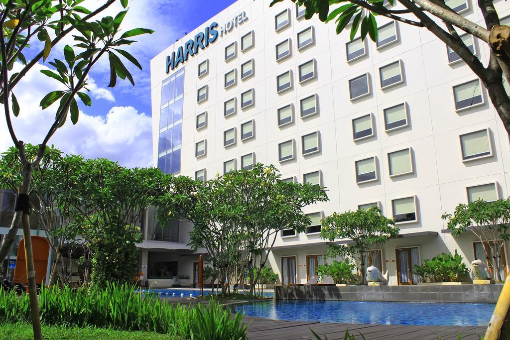 Harris Hotel Sentul City Богор Екстериор снимка