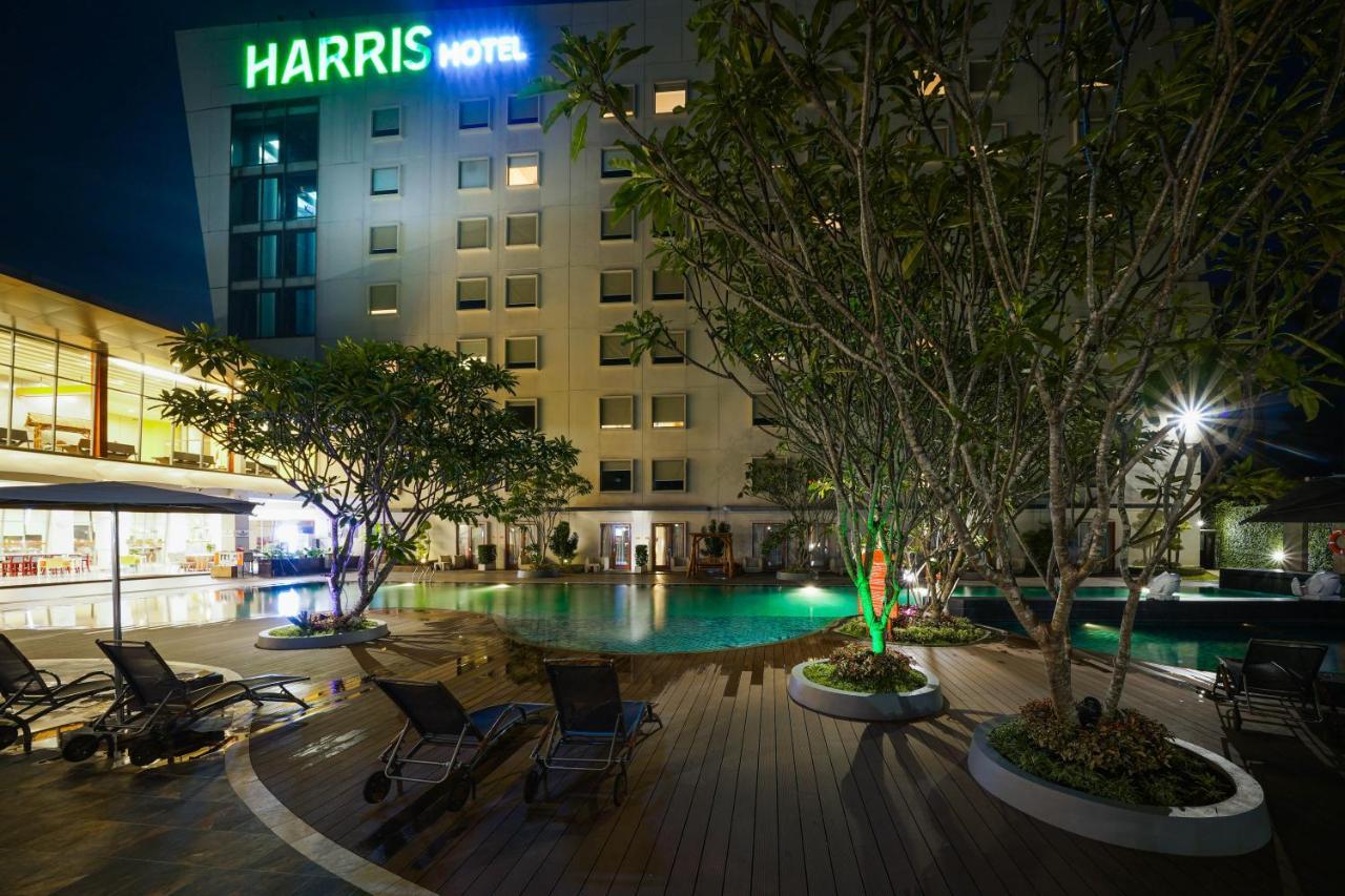 Harris Hotel Sentul City Богор Екстериор снимка