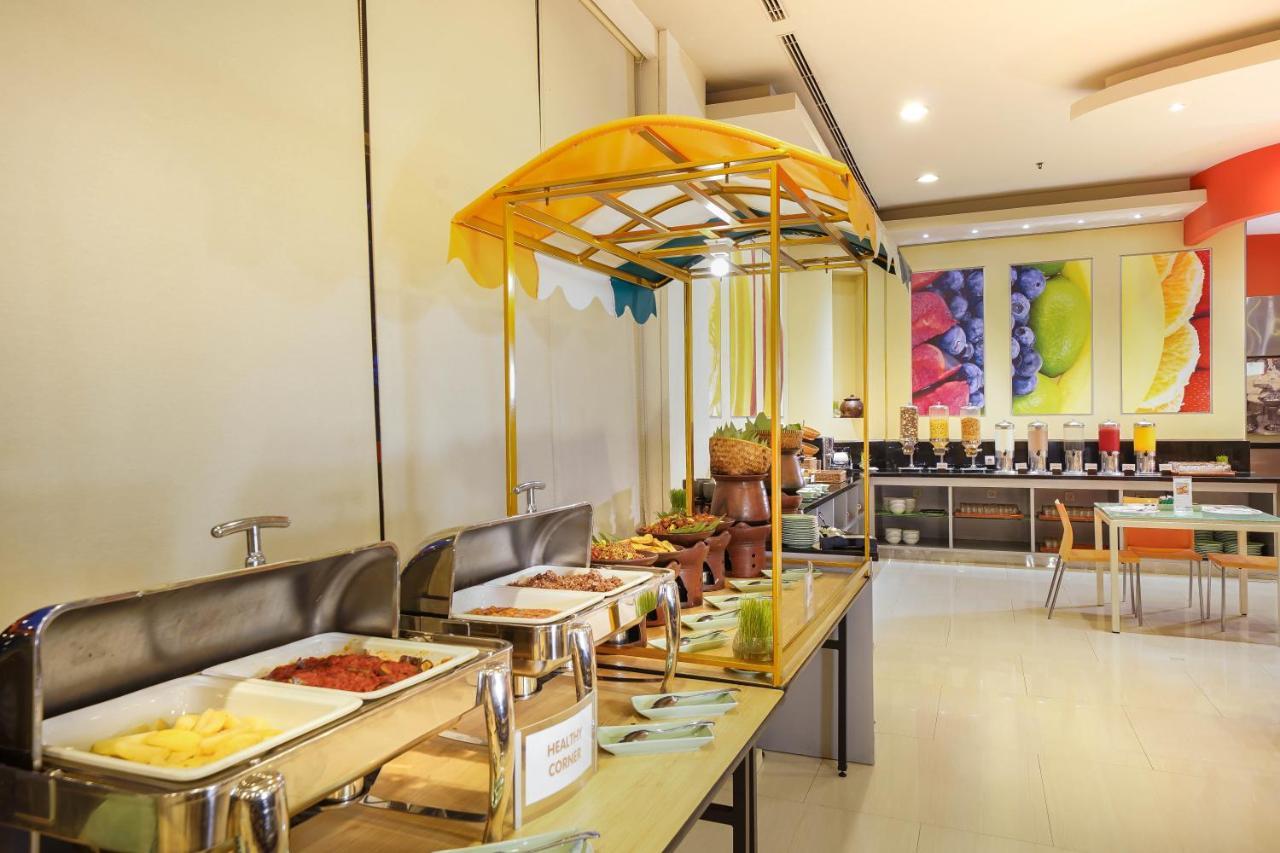 Harris Hotel Sentul City Богор Екстериор снимка