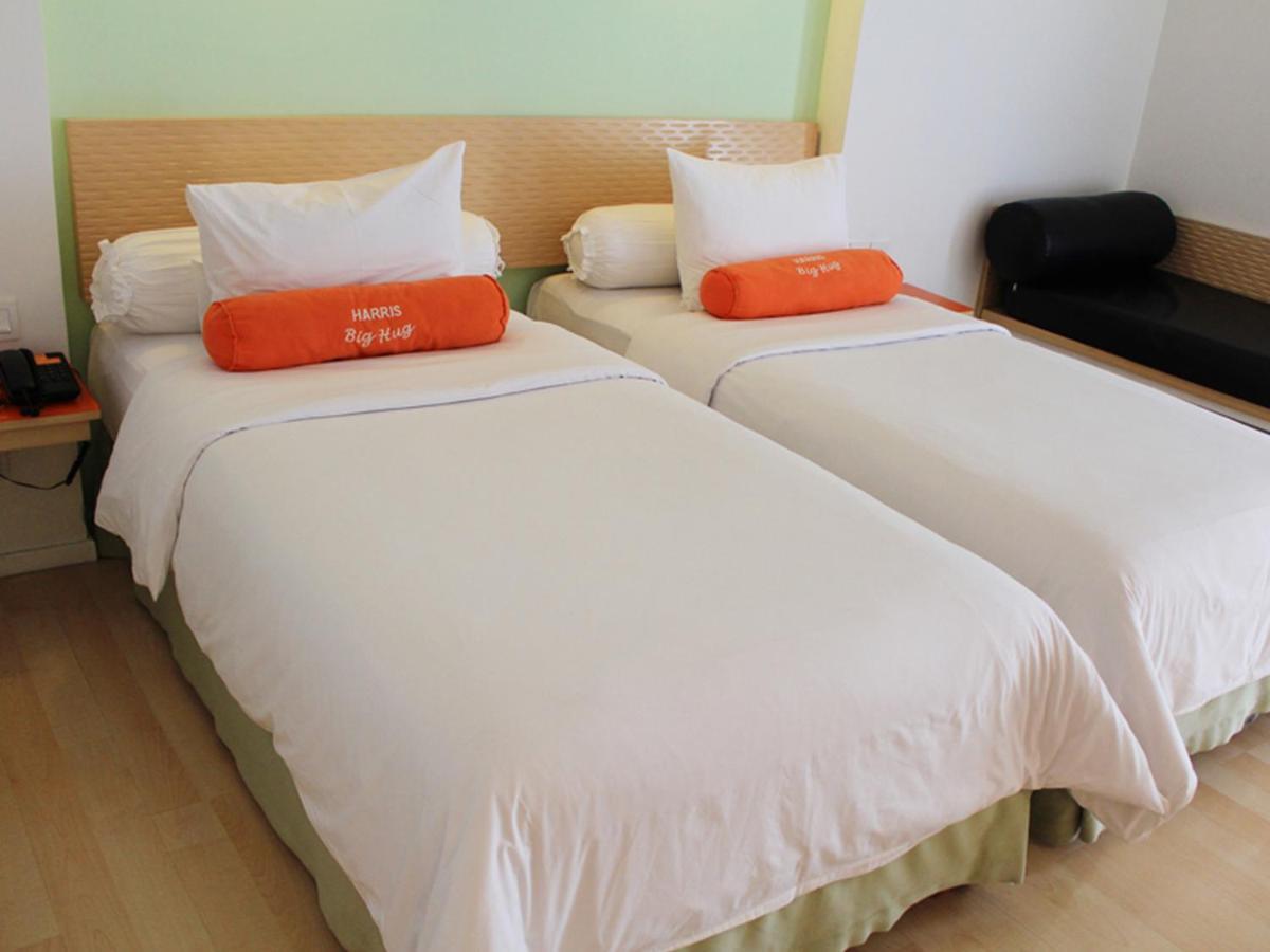 Harris Hotel Sentul City Богор Екстериор снимка